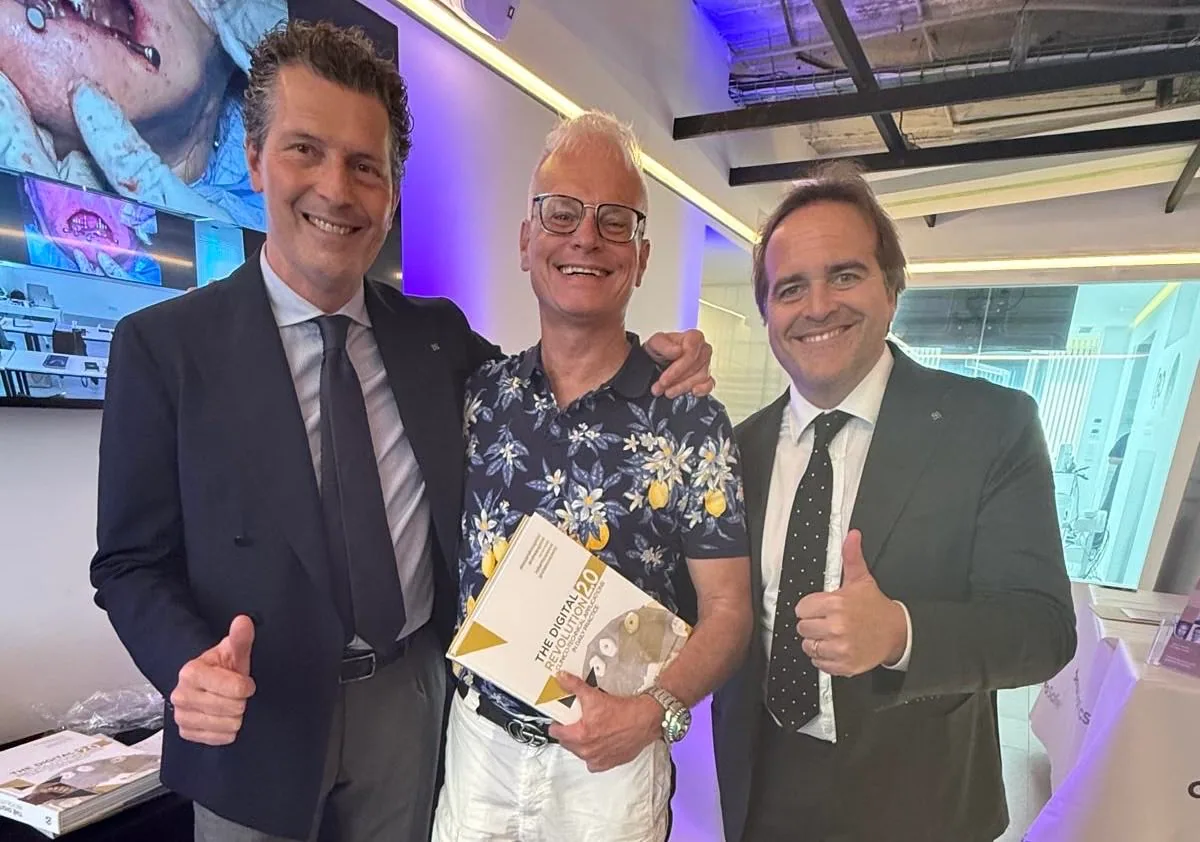 Dr. Lauenstein bei einer Fortbildung zur digitalen Zahnmedizin